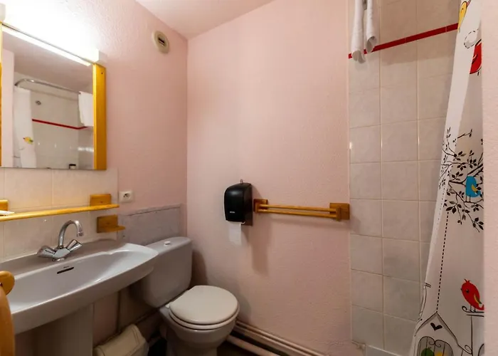 Des Neiges 2* Ле дез Альп