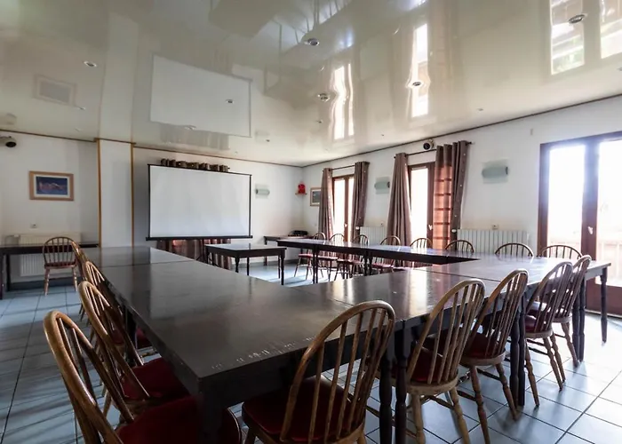 Отель Des Neiges 2*