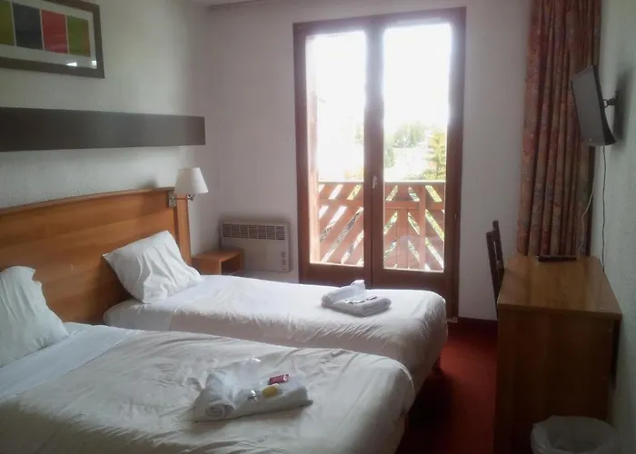 Des Neiges 2* Ле дез Альп