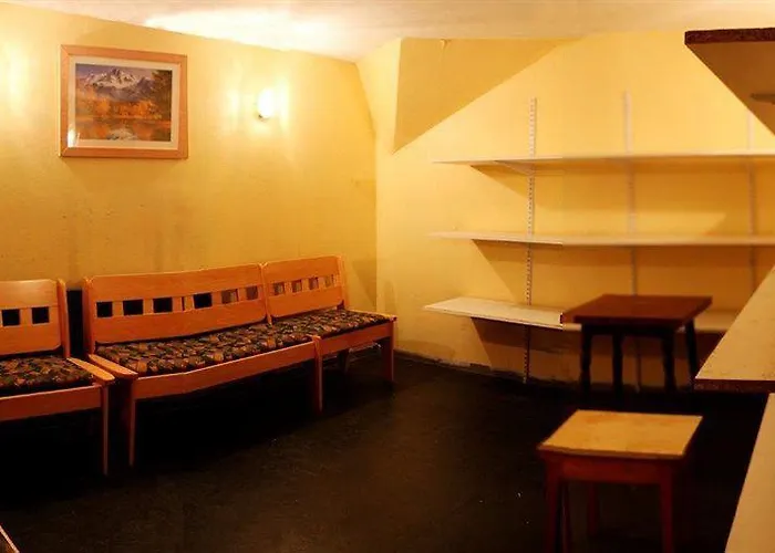 Des Neiges Отель